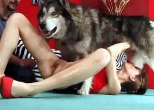 Lustful husky enjoying hardcore sex on cam