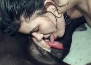 Pure pleasure for a big-dicked doggo