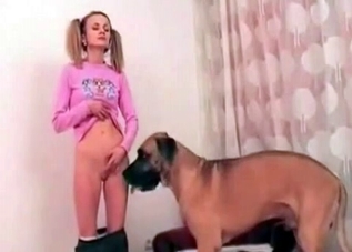 Pretty pussy for a kinky animal