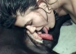 Pure pleasure for a big-dicked doggo