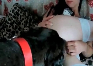 Dirty doggo fucking a skinny-ass bitch